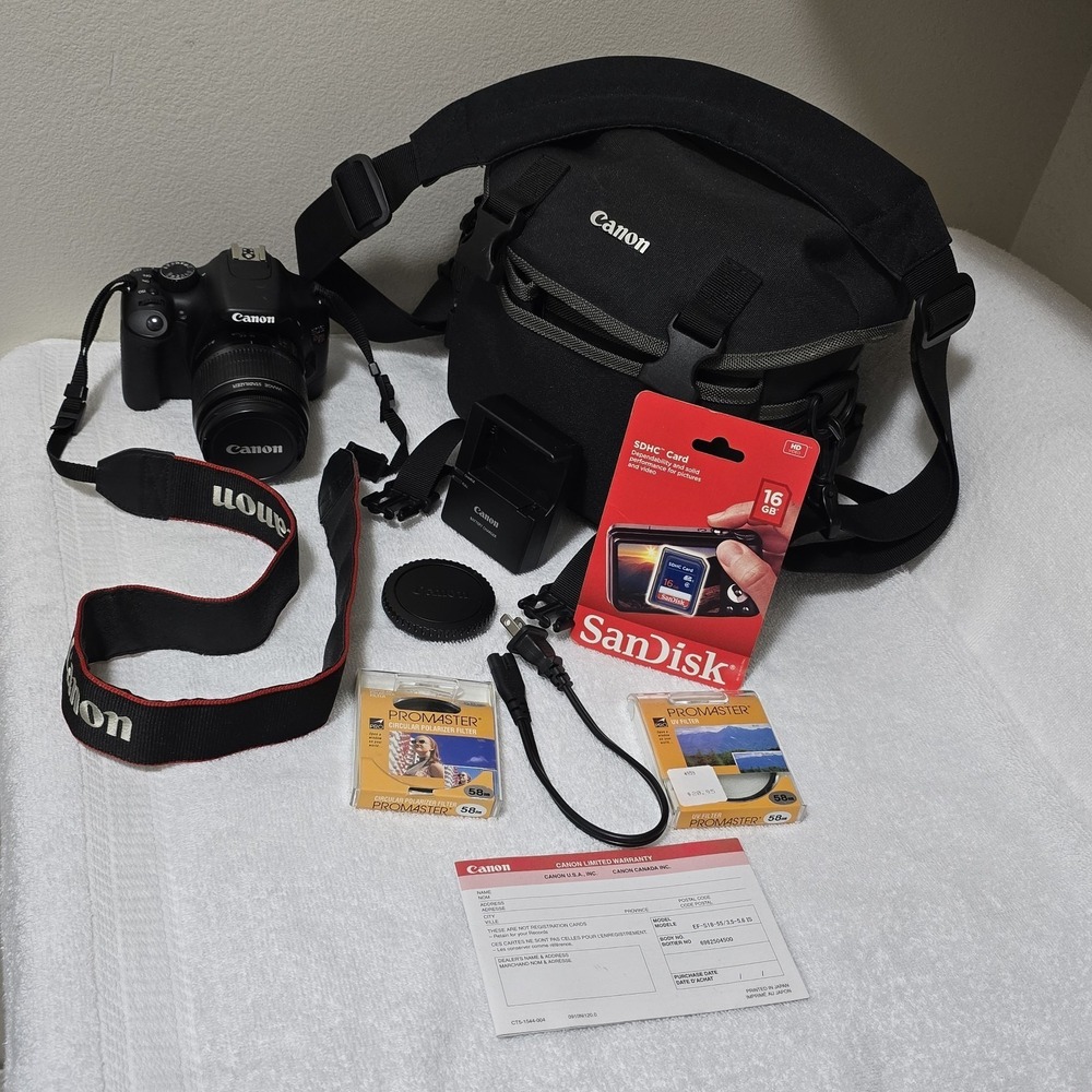 Canon EOS Rebel T2i DSLR Camera 18-55mm Lens Bundle